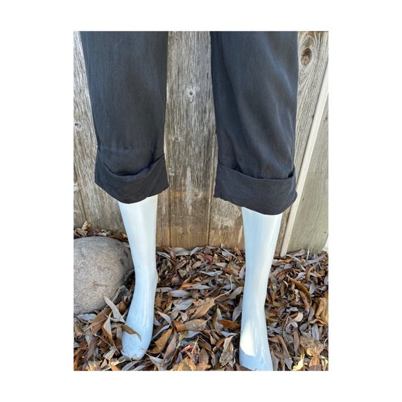 Tommy Bahama Black Silk Cuffed Trousers Cropped Mid Rise Sz 6 - Picture 4 of 10